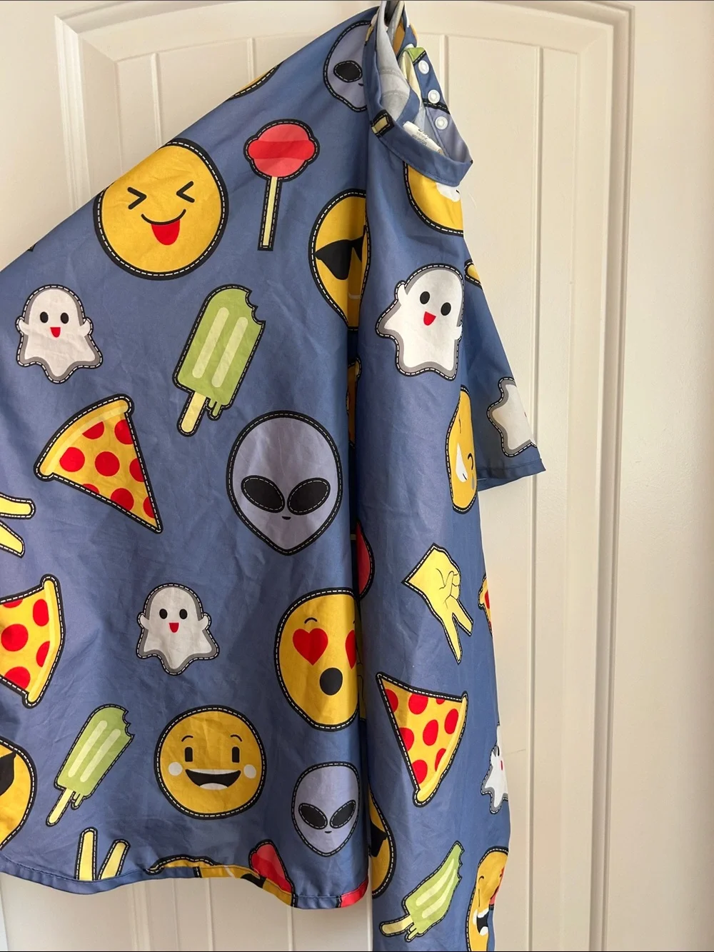 Kids Emoji Print Haircut Drape